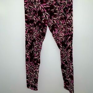 LulaRoe Purple Leaves TC Leggings